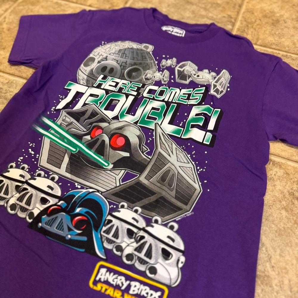 Angry Birds Star Wars Purple Graphic T-Shirt Kids Size 8 Fifth Sun Darth Vader